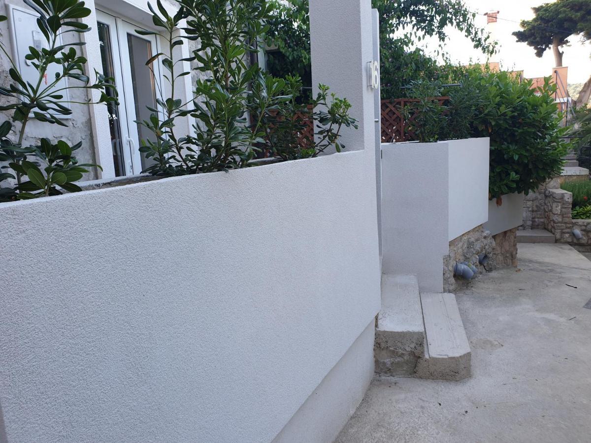 Castel Lägenhet Mali Lošinj Exteriör bild
