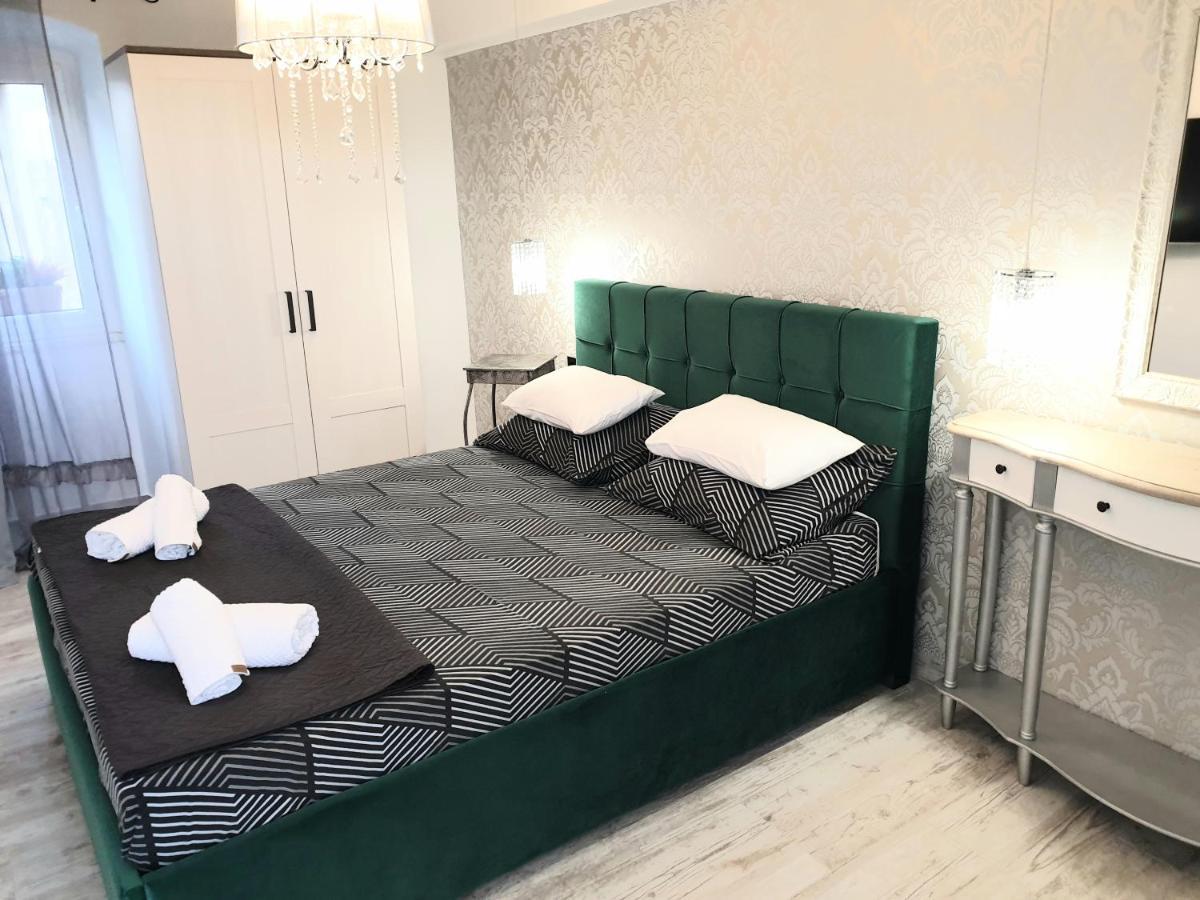 Castel Lägenhet Mali Lošinj Exteriör bild